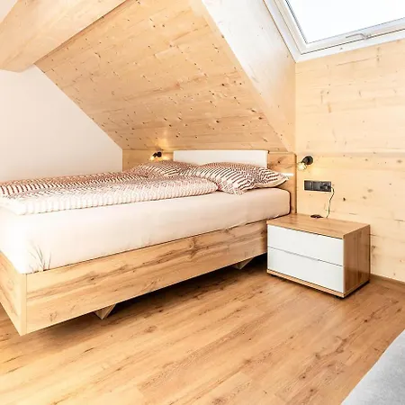 Apartment Tschirgant Deluxe - Familie Gamper