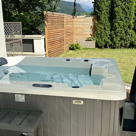 Tschirgant Deluxe - Familie Gamper Apartment Imst