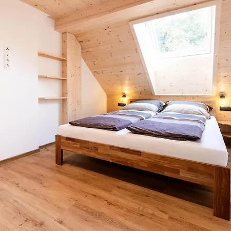 Tschirgant Deluxe - Familie Gamper